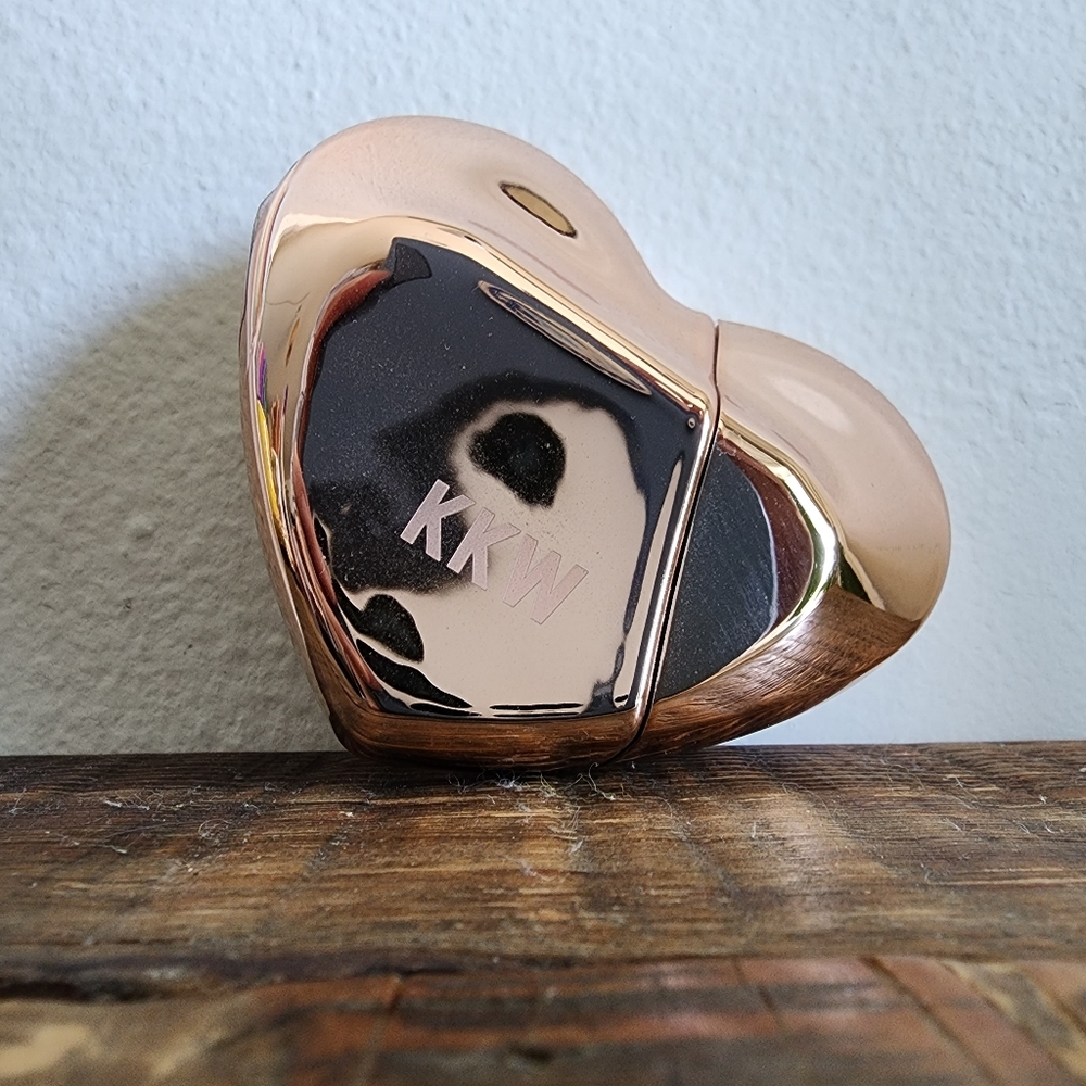 KKW Perfume Hearts Collection Rose Gold